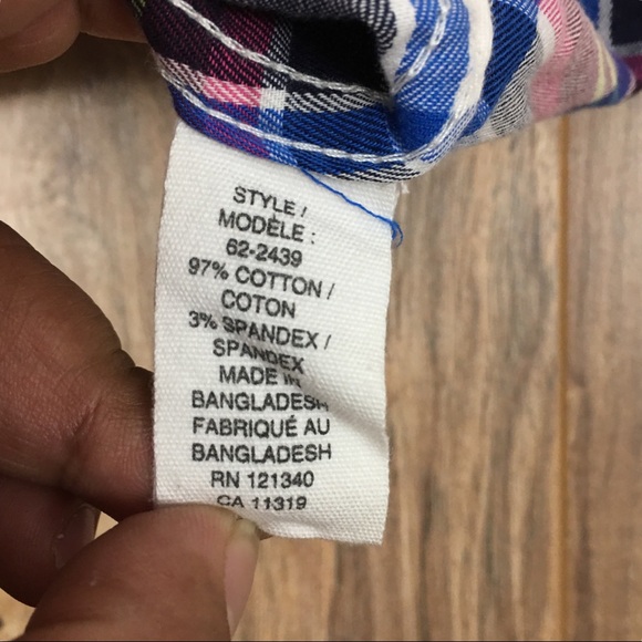 Women’s Plaid Snap Button Shirt - Picture 5 of 5